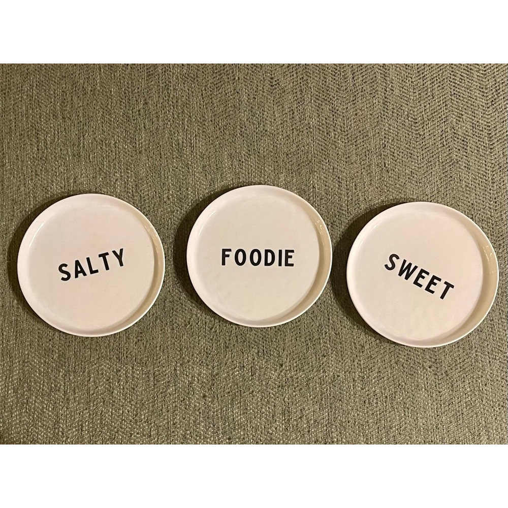 Santa Barbara Design Studio Porcelain Appetizer Plates, NWOT